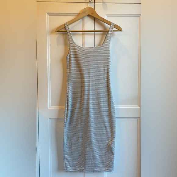 Zara light grey and white stripe bodycon tank dress - Picture 2 of 11